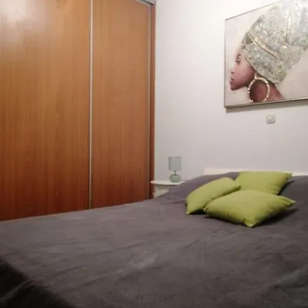 Apartment Pe-la Center *